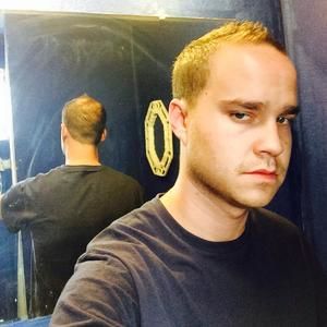 Meet your Posher, Bradley